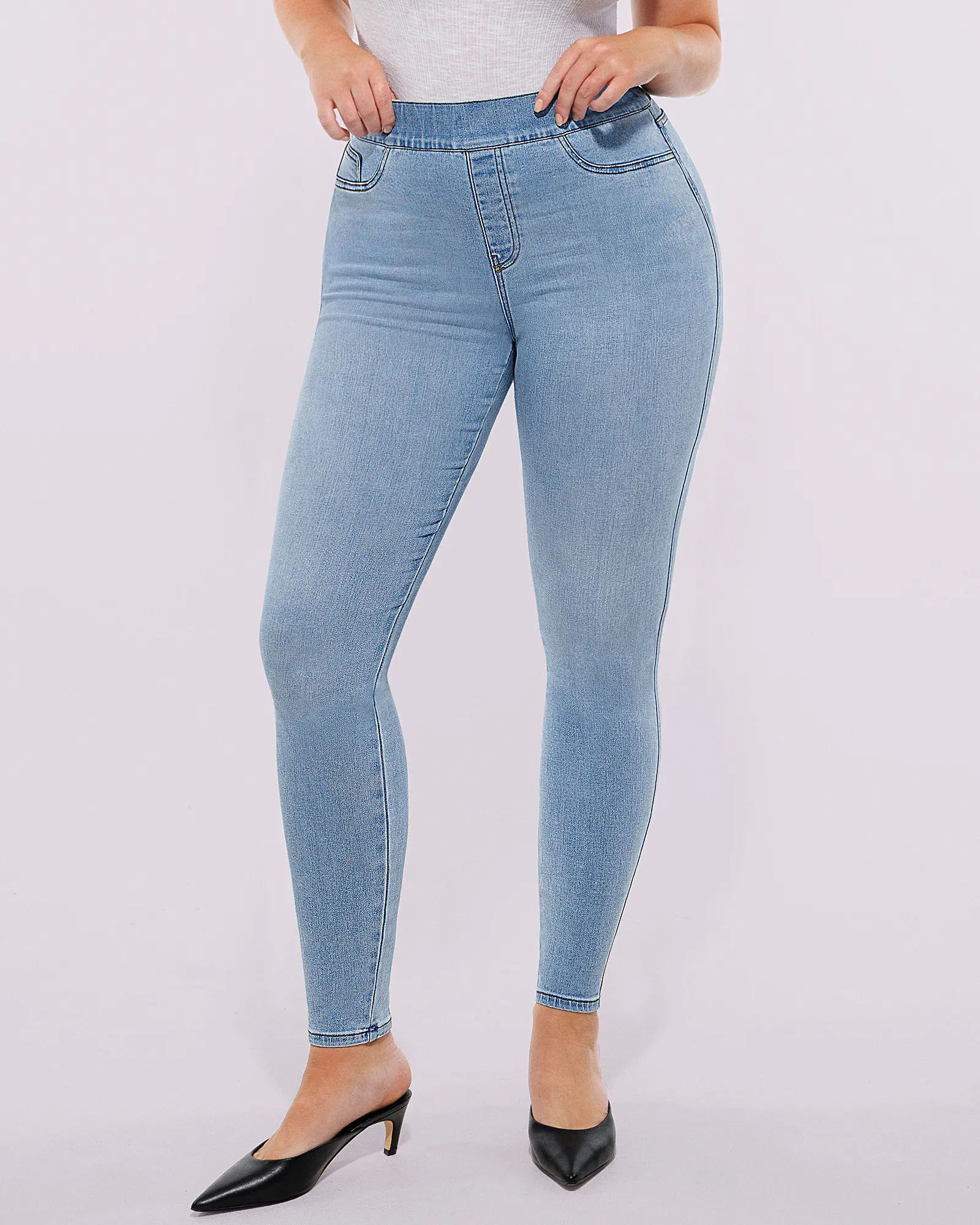 Bare Essentials™ High-Waisted Padded Hip Skinny Jeans - Image 9