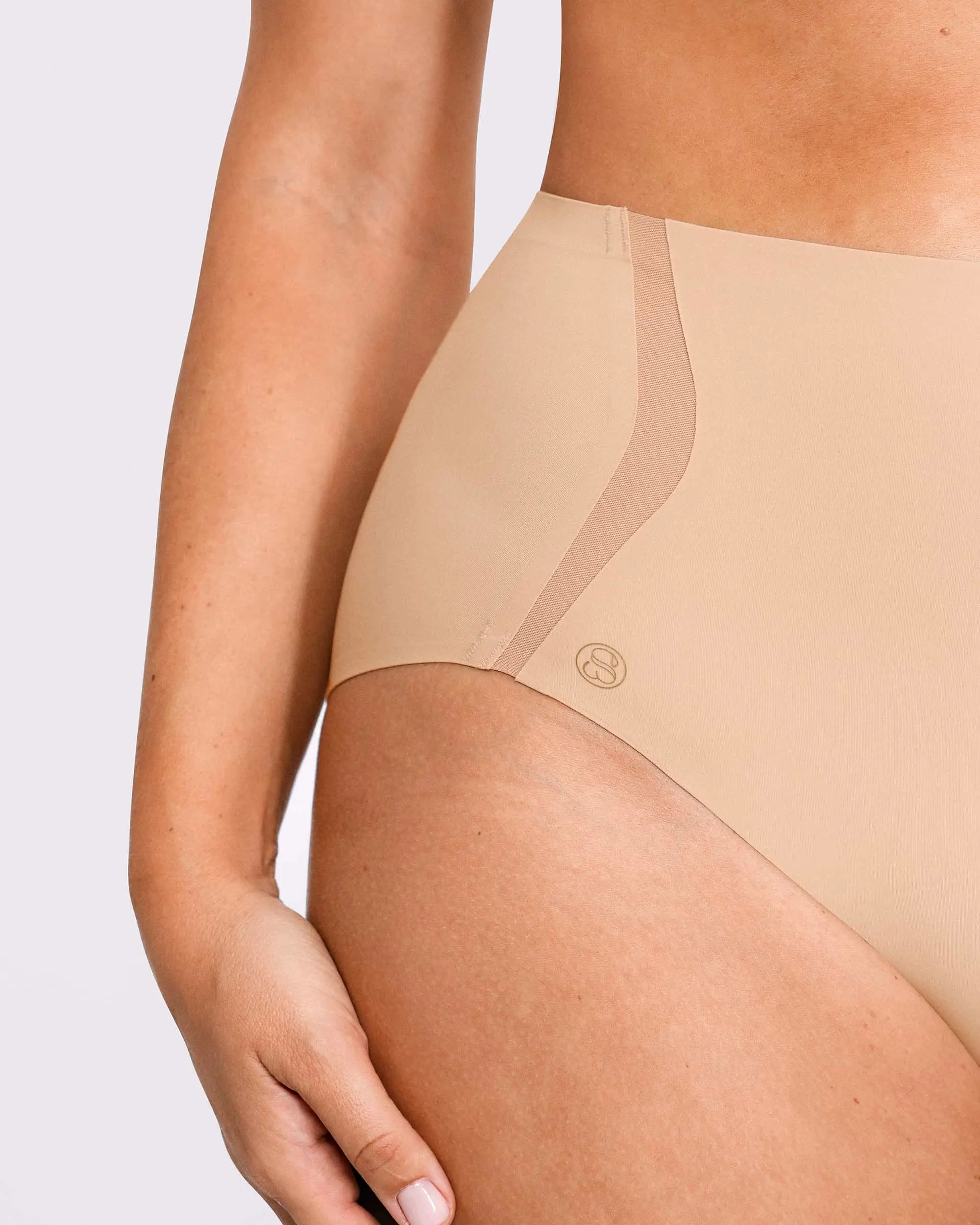 Curve Code™ Contour Comfy Smoothing Brief - Image 6