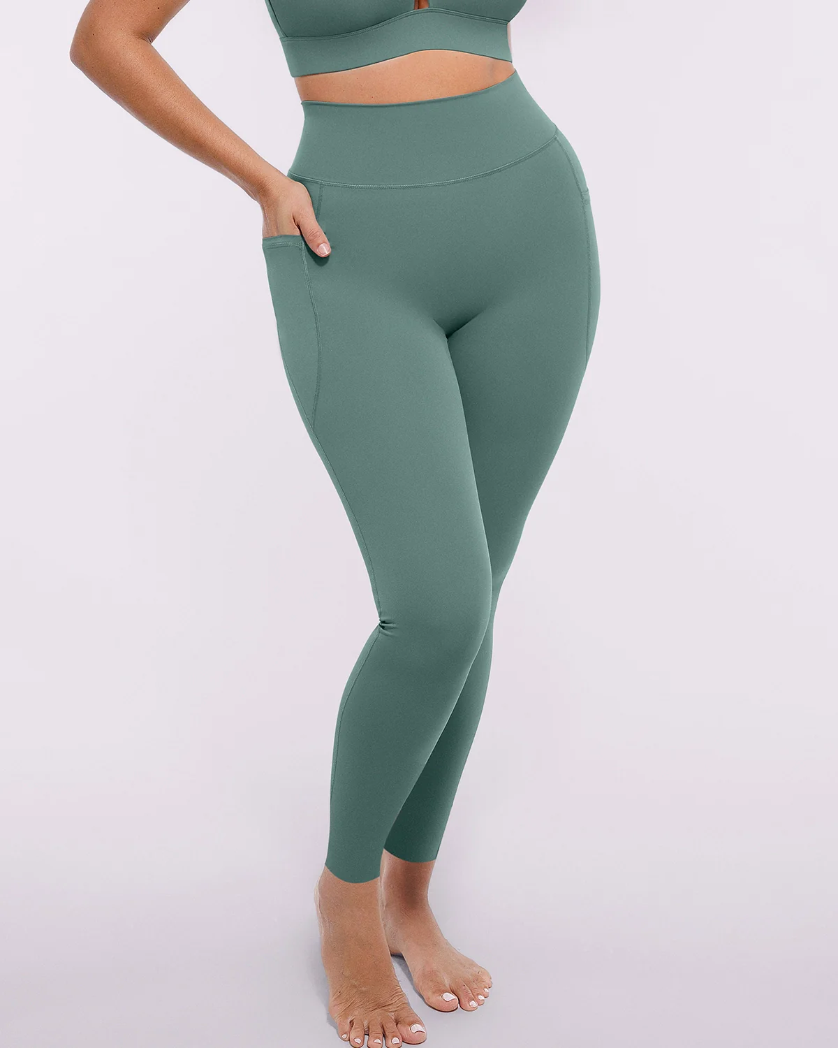 NeoSweat® AirSlim® Training Pocket Leggings - Image 3